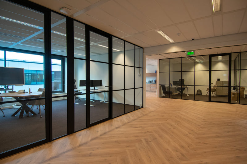 De levenscyclus van een glaswand: van productie tot hergebruik en daarna